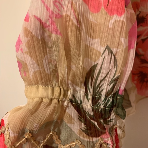 Gold accented, tie, chiffon top - Picture 5 of 6